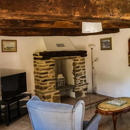 Hébergement de vacances The Cider House: Charming 2 Bedroom Mellac