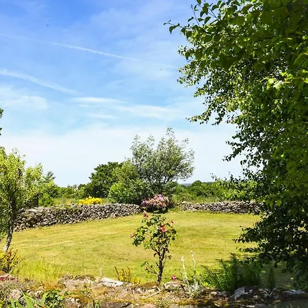 The Cider House: Charming 2 Bedroom Mellac